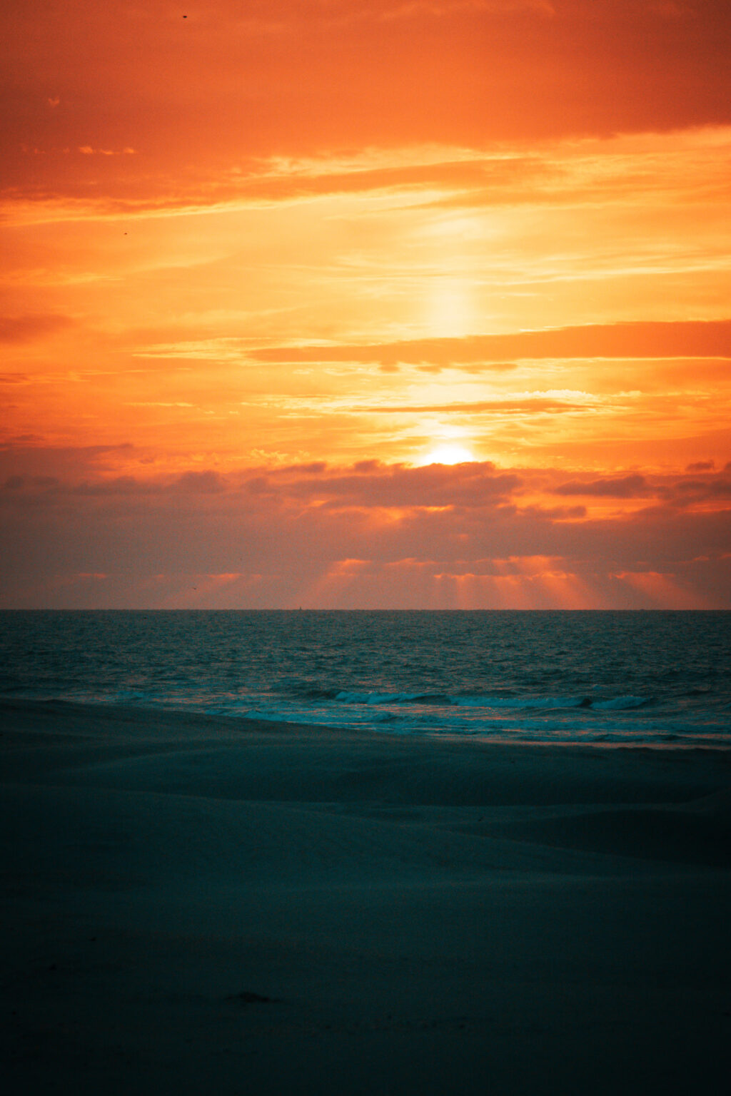Couché de soleil sur la mer
